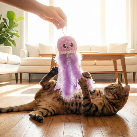 Catstages Glow N' Pounce 章魚造型踢咬貓玩具（紫） 5