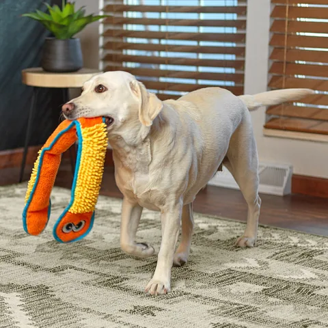 Outward Hound Durablez Nubby 顆粒蛇造型耐咬絨毛玩具（橘／XL） 5