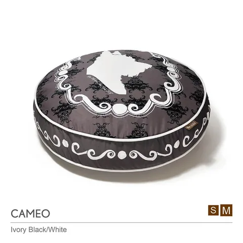P.L.A.Y. Cameo Round Bed 華麗浮雕圓床 象牙黑白 S M 2